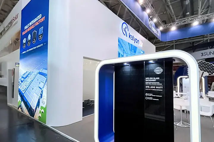 Messestand von Kalyon PV – Intersolar 2023, München – Bild 9