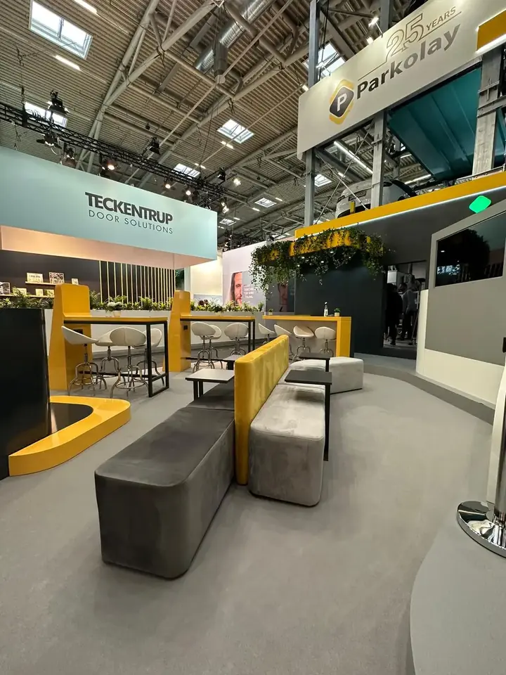 Messestand von Parkolay – BAU 2023, München – Bild 17