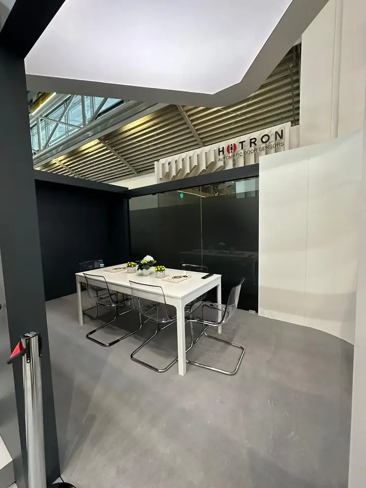 Messestand von Parkolay – BAU 2023, München – Bild 33